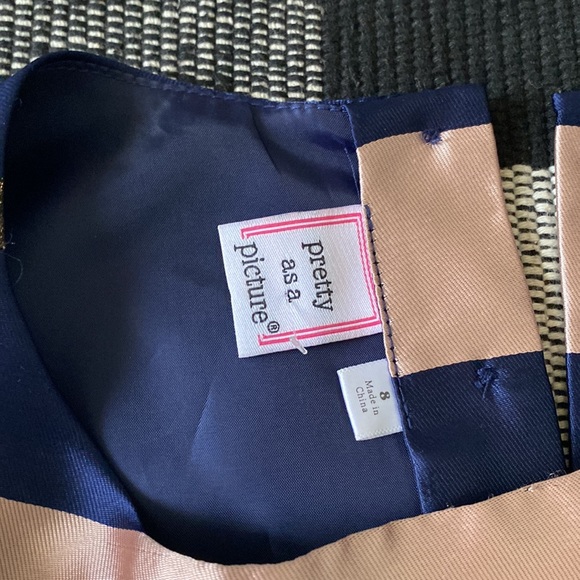 Pretty as a picture dress - Picture 2 of 4